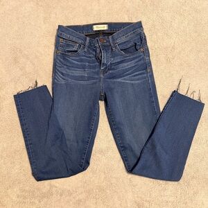 Madewell Women’s Dark Blue Roadtripper Size 26 Ankle Jeans